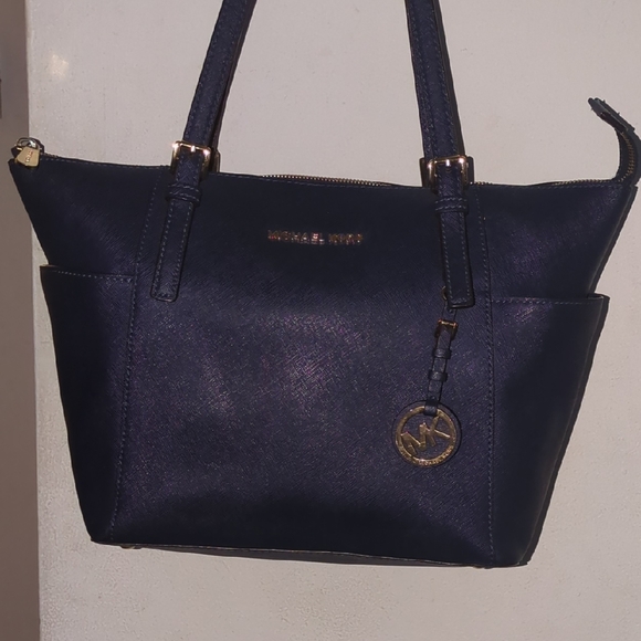 Authentic Michael Kors Dark Blue Tote with Gold Accents Asking Price $70 - Picture 11 of 15
